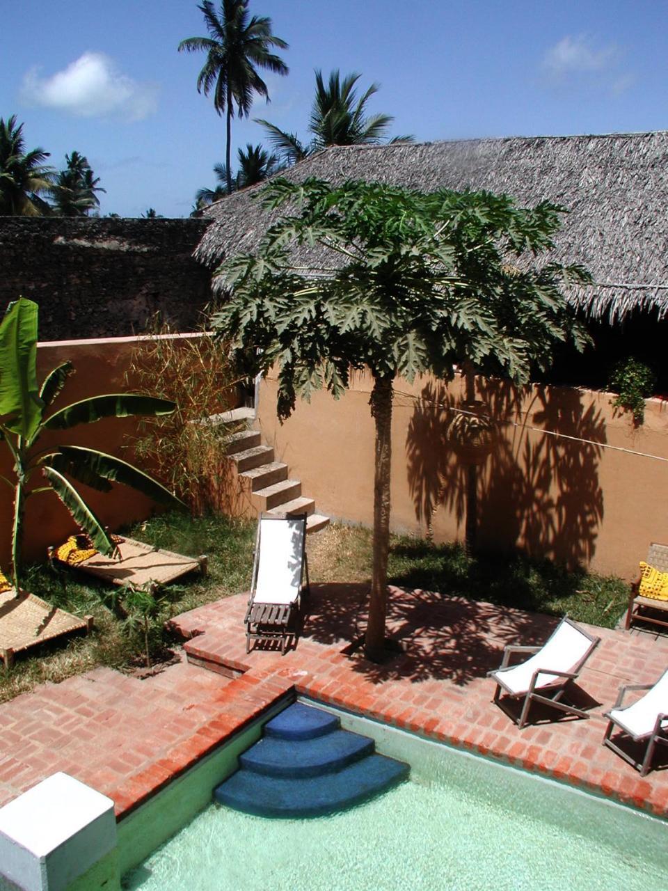 Bed and Breakfast Patio Dos Quintalinhos - Casa Di Gabriele Остров Мозамбик Экстерьер фото