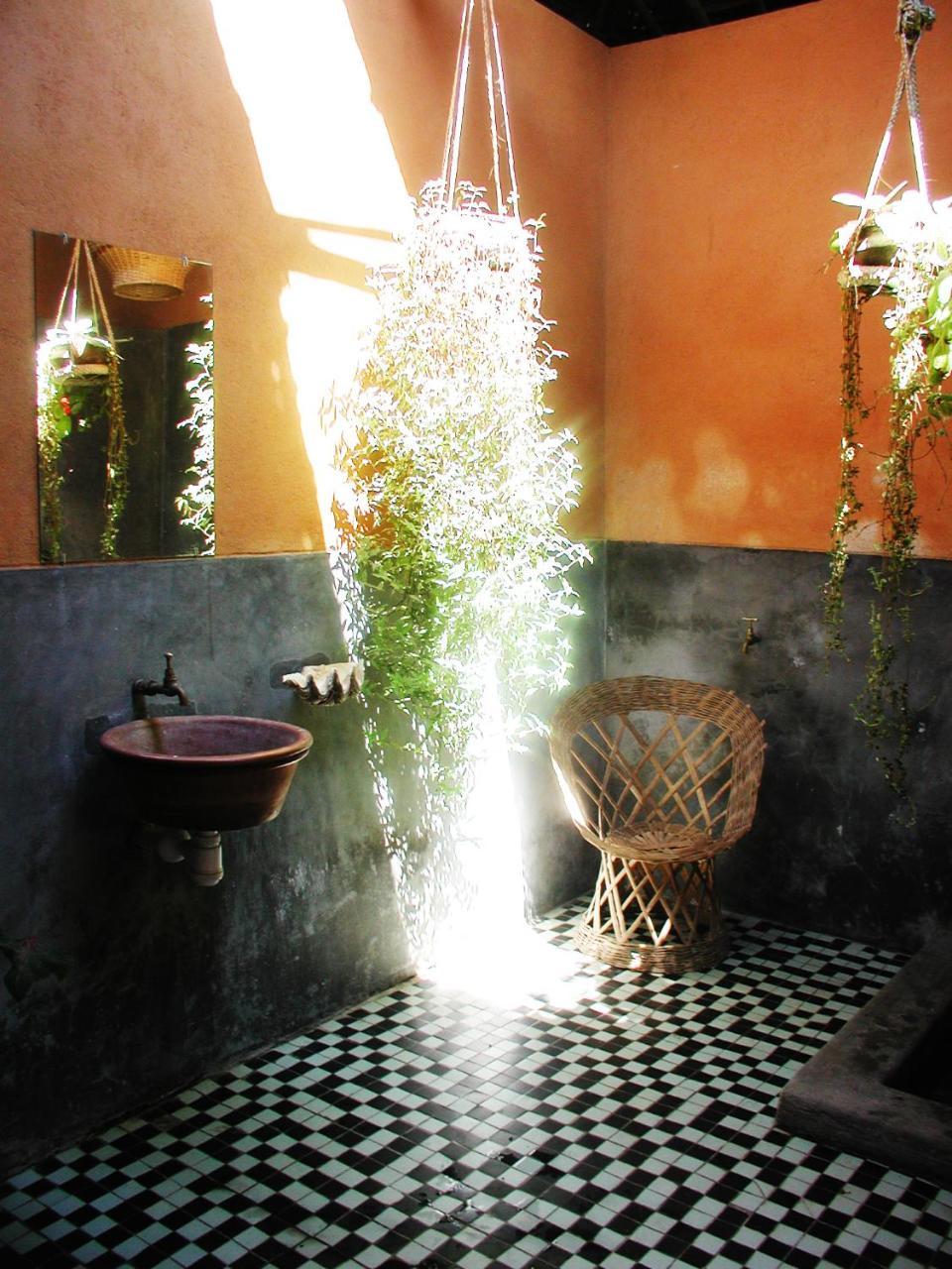 Bed and Breakfast Patio Dos Quintalinhos - Casa Di Gabriele Остров Мозамбик Экстерьер фото